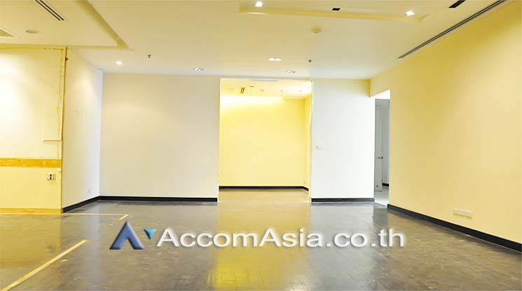 4  Office Space For Rent in Sathorn ,Bangkok MRT Lumphini at Bangkok Insurance AA14186